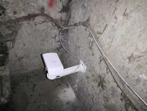 如何安裝電梯網(wǎng)橋呢？